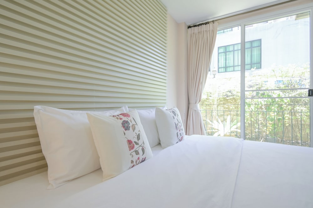 Standard Room - Photo 8