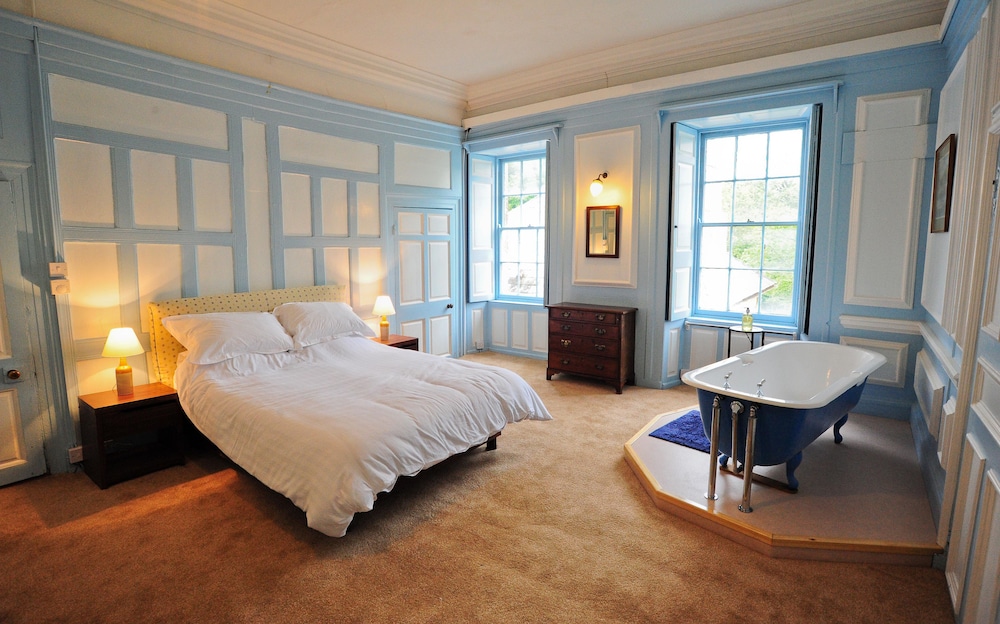 Double Room (Panelled Room) photo 1