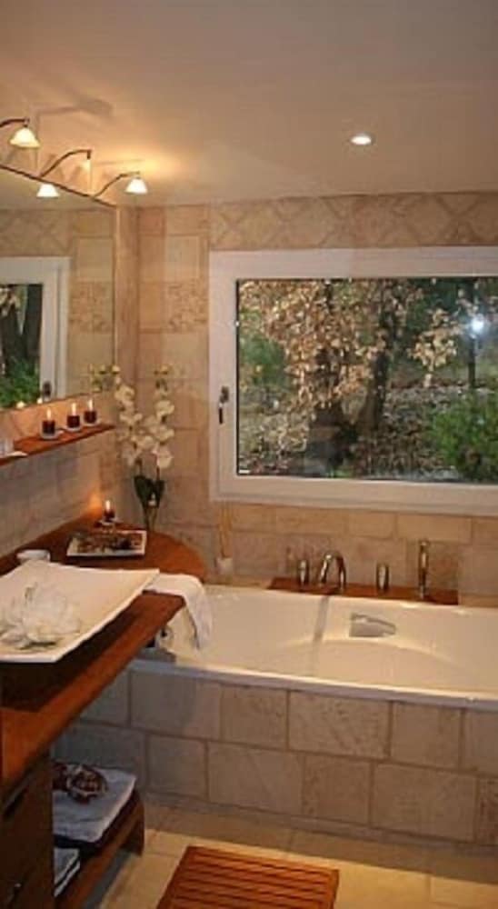 Double Room (L'Olivier) photo 2