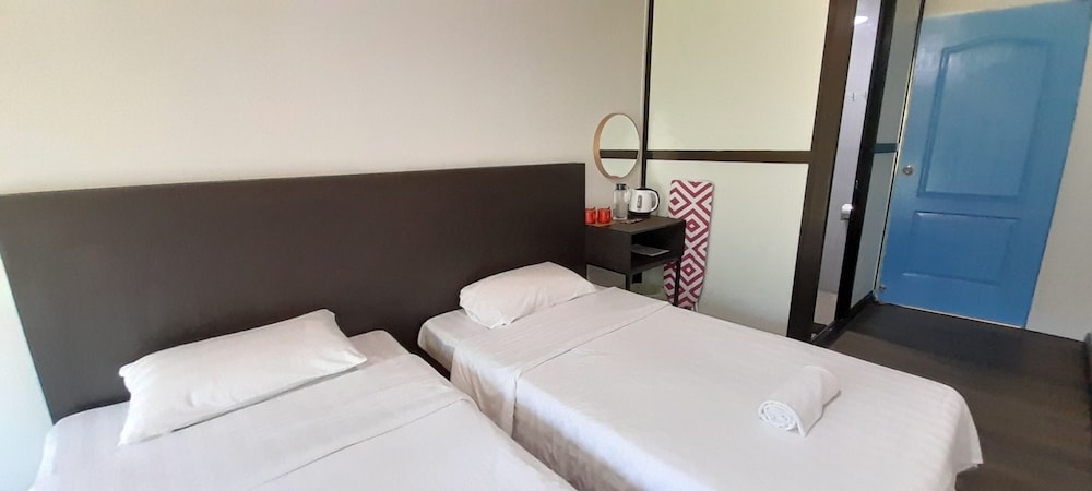 Panoramic Twin Room, 2 Twin Beds photo 2