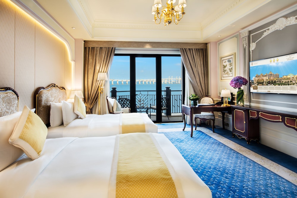 Two Bedroom Suite with Sea View, Balcony
