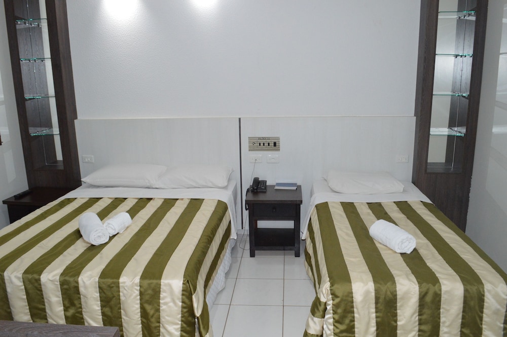 Triple Room, Multiple Beds, City View photo 2