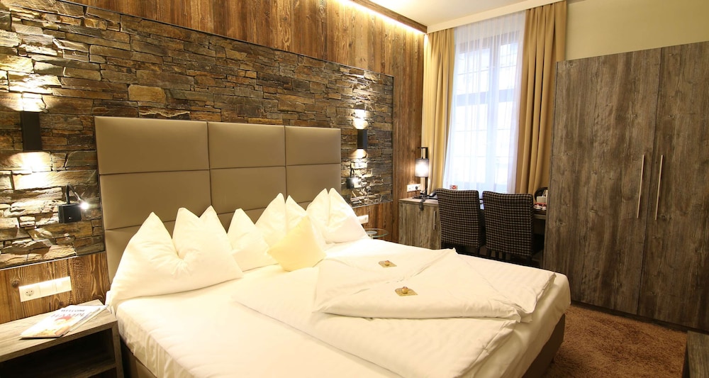 Traditional Room, 1 Double Bed - Photo 4