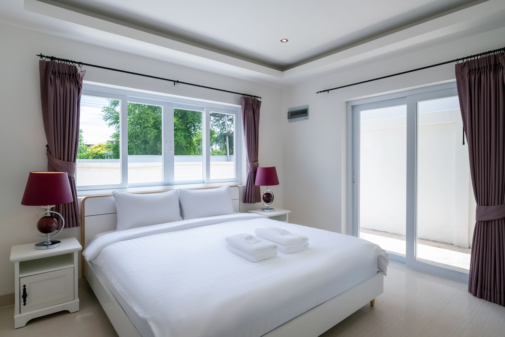Standard Villa, 3 Bedrooms, Non Smoking, Kitchen - Photo 1