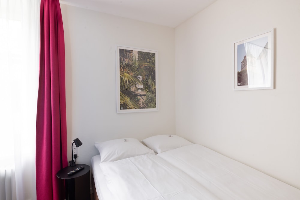 Double Room (Mini) - Photo 1