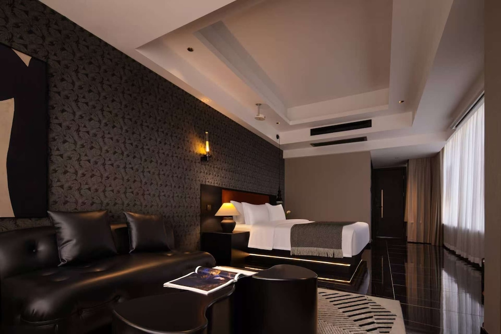 Signature Apartment