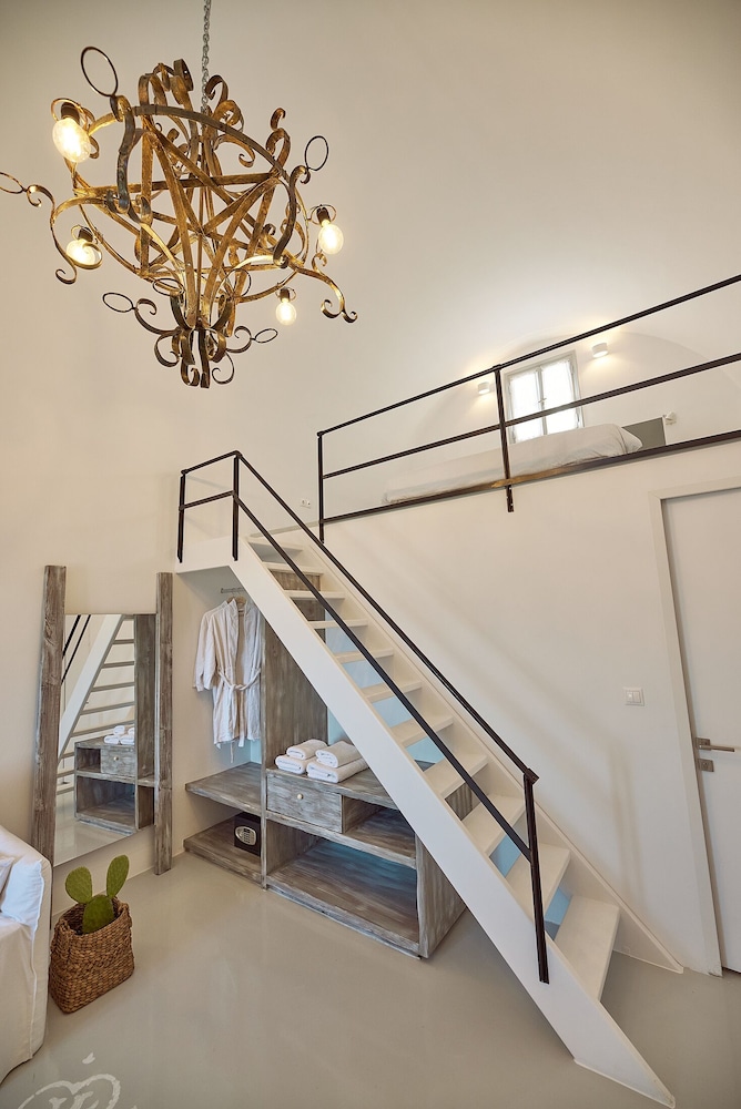 Sunset Residences With Balcony - Photo 2