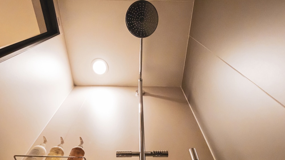 Deluxe Double Room, Non Smoking 22square meters thumbnail 6