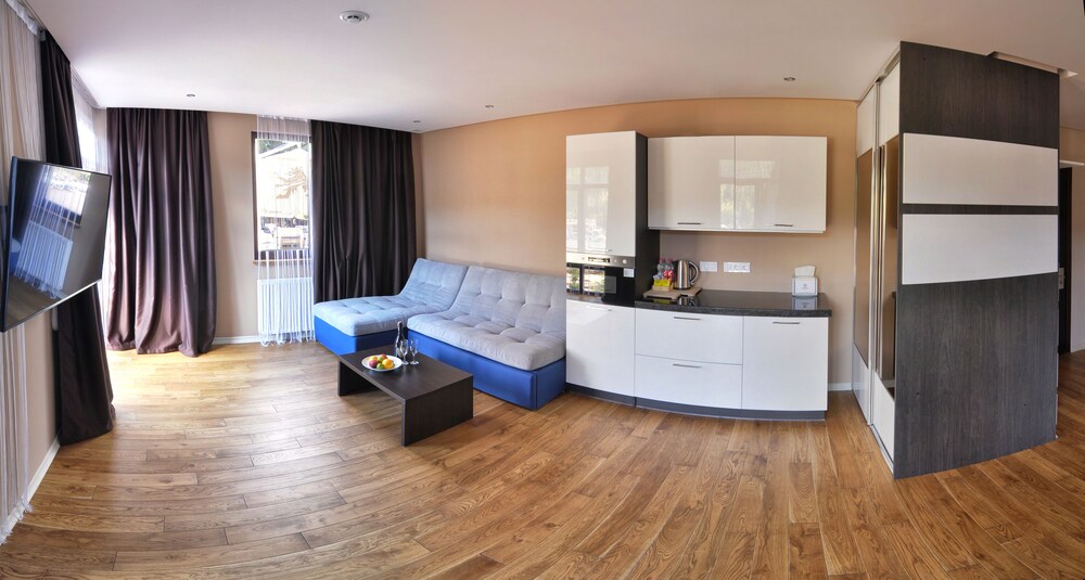 Deluxe Room, Kitchenette photo 2