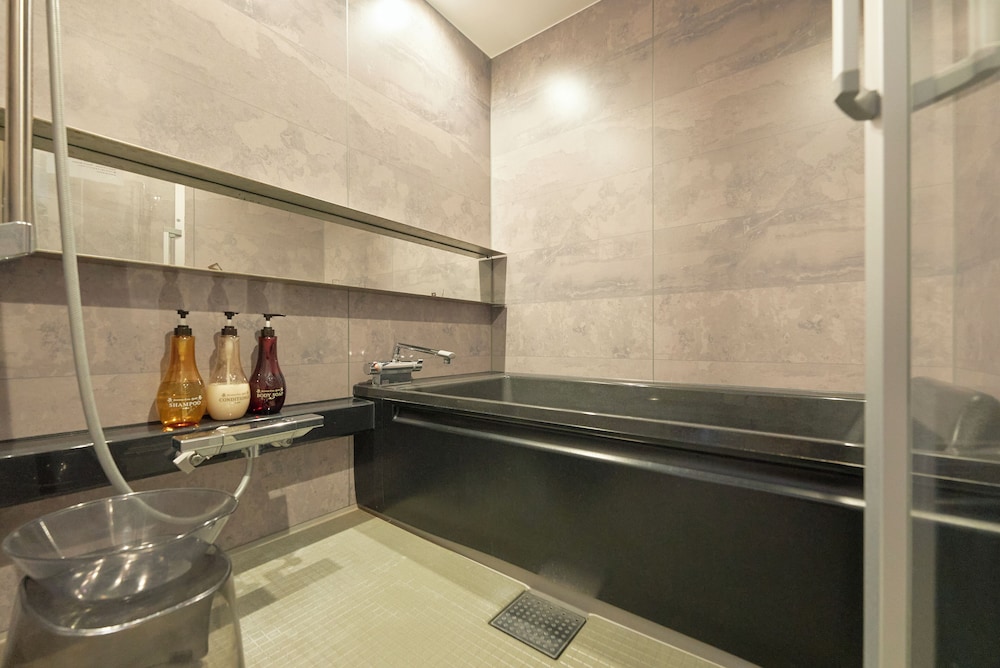 Premium Triple Room, Multiple Beds, Mountain View photo 3