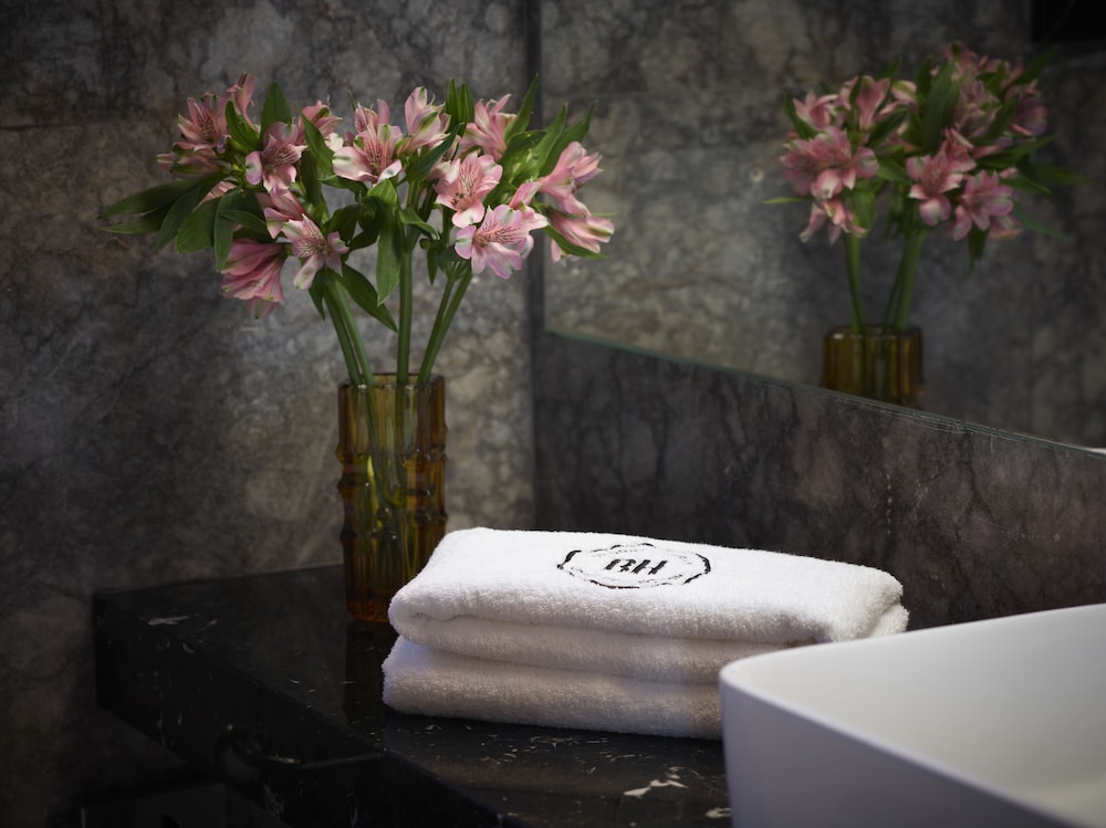 Available room