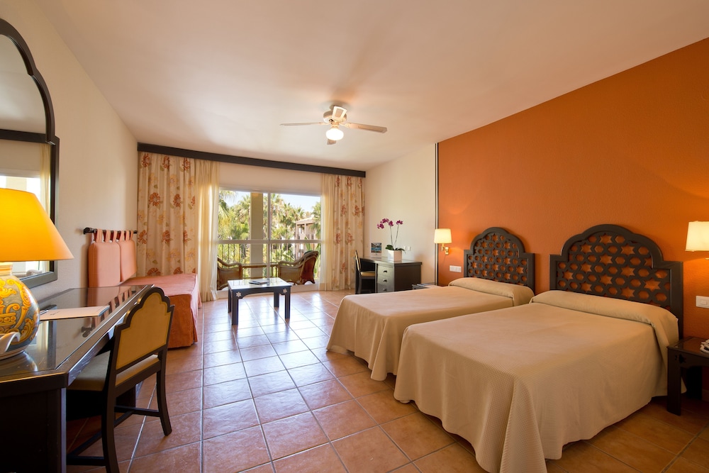 Superior Room, Balcony - Photo 5