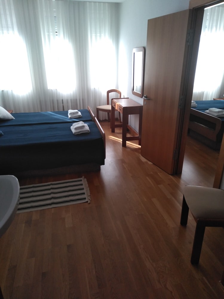 Traditional Triple Room, Garden View
