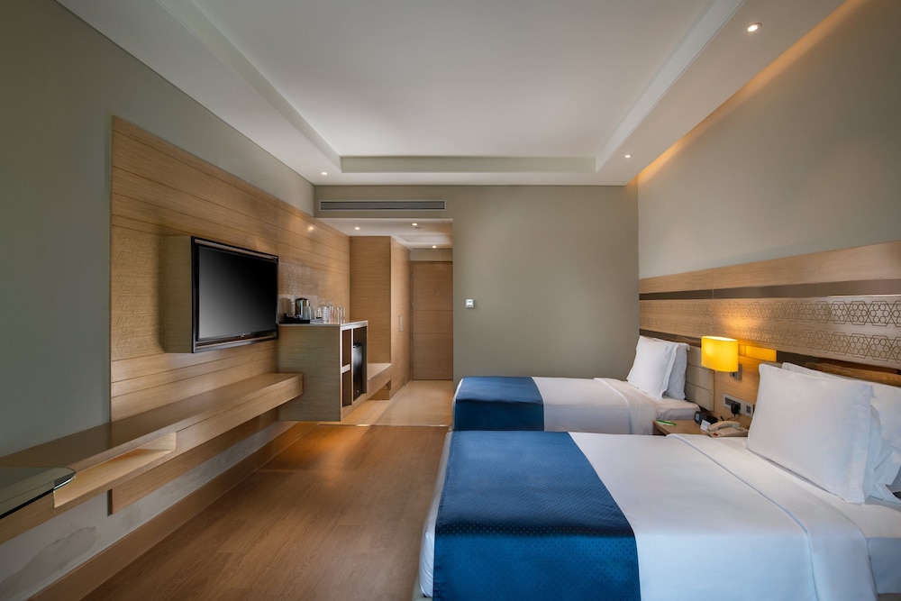 Standard Room, 2 Twin Beds - Photo 1