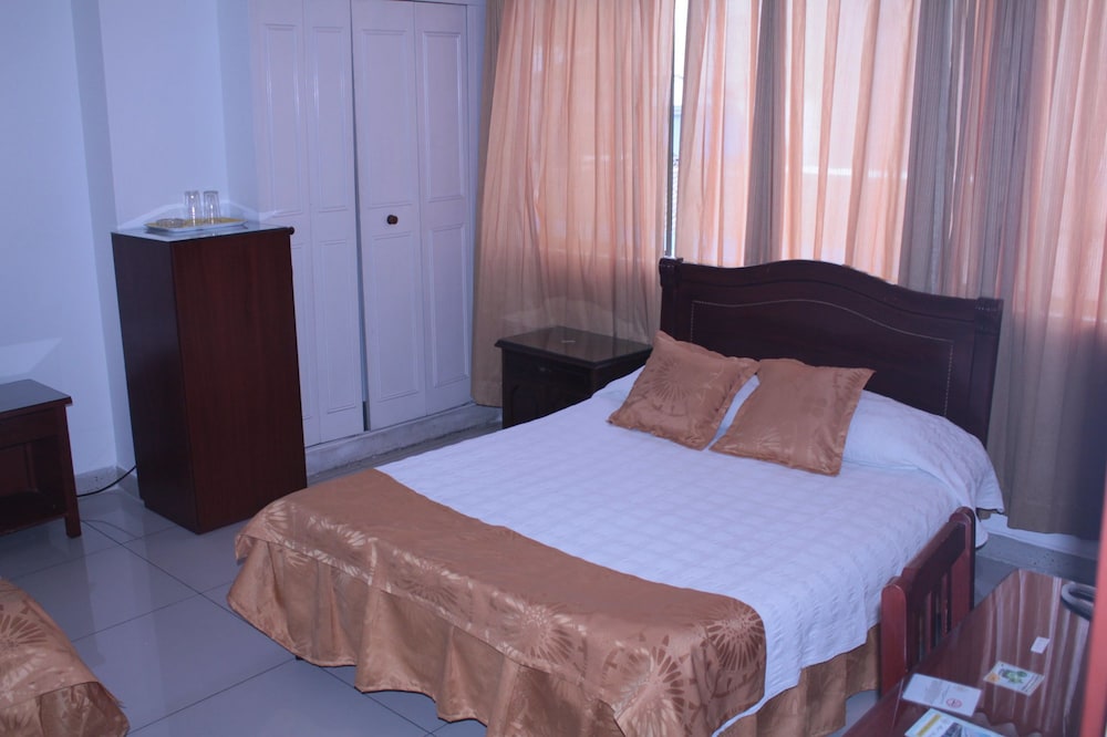 Standard Single Room, 1 Double Bed, Non Smoking photo 3