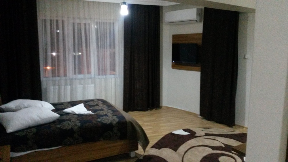 Suite photo 1