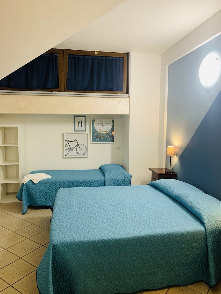 Triple Room photo 2