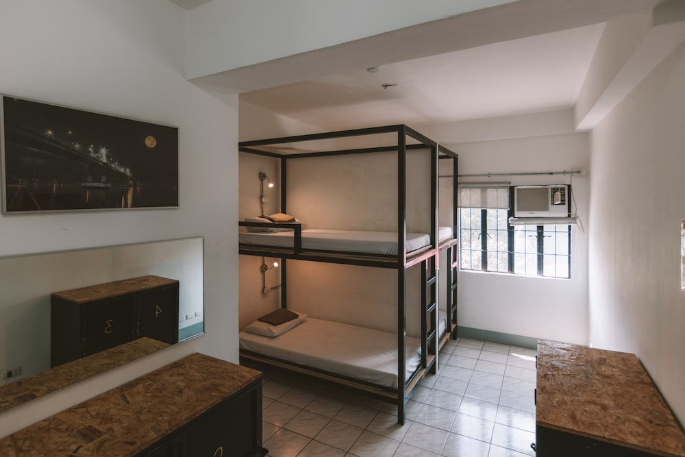1 Bed in Standard 4-Bed Dorm photo 1