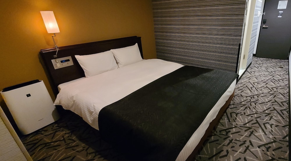 Special Offer - Basic Double Room, Non Smoking (Eco Plan - No Cleaning Service) photo 2