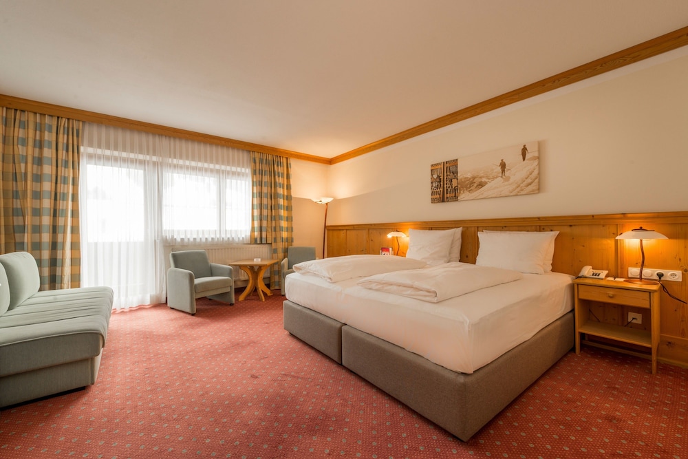 Junior Suite, Balcony (Allure) photo 3