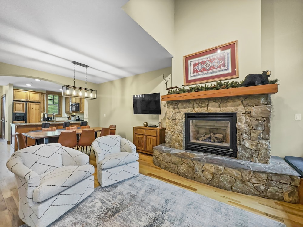 Townhome, 3 Bedrooms photo 3