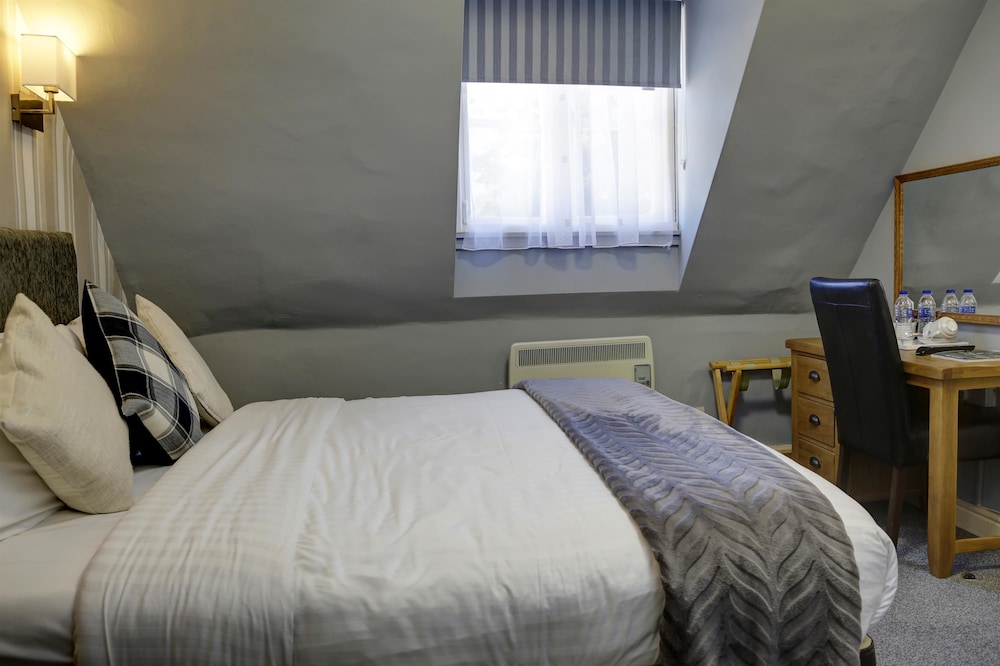 Standard Room, 1 Double Bed, Non Smoking - Photo 6