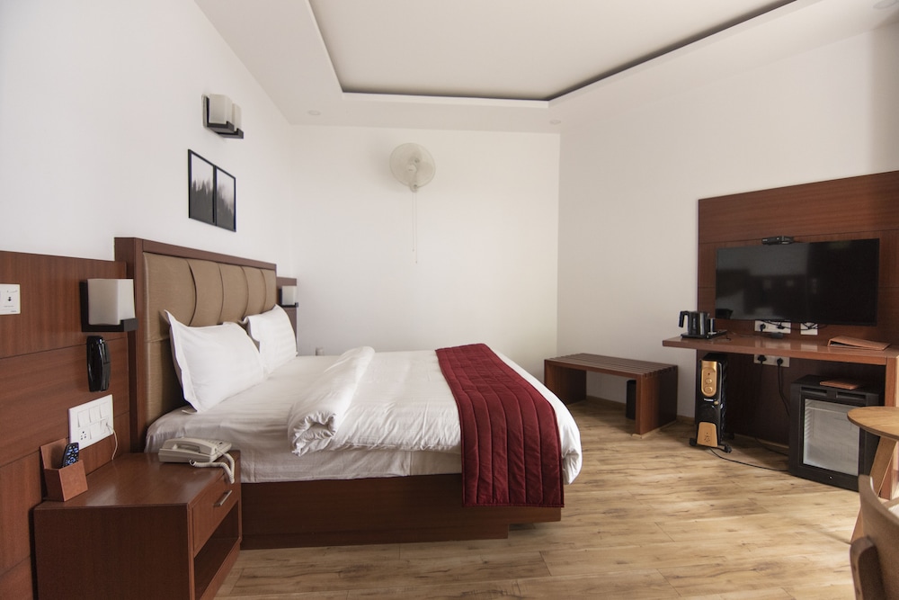 Executive Room - Photo 4