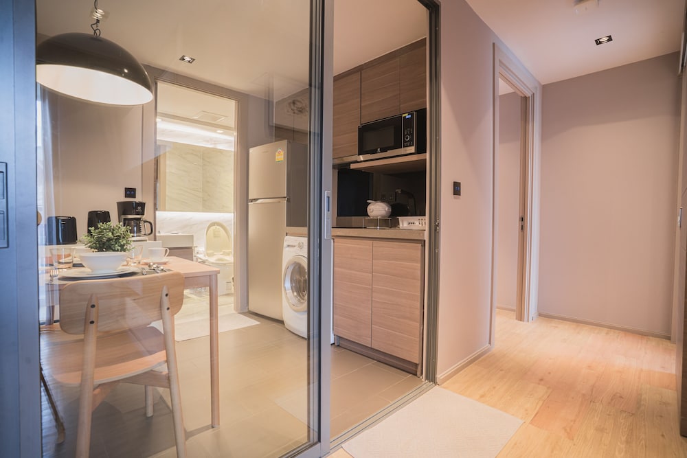 Two Bedroom thumbnail 5
