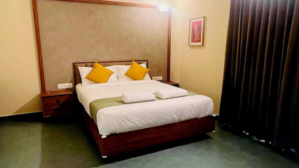 Deluxe Cottage