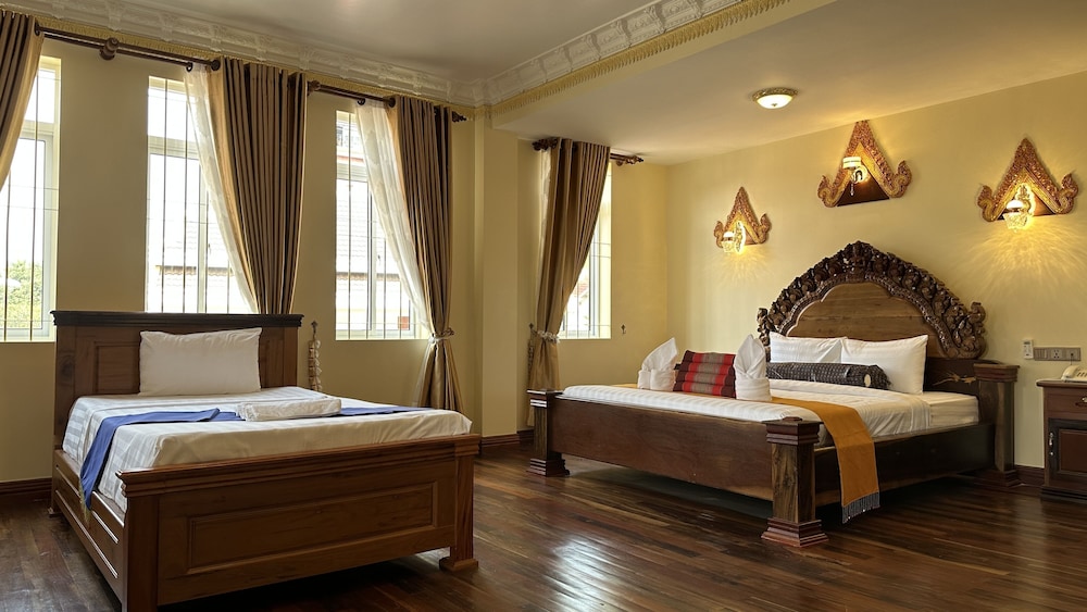 Premier Twin Room, 1 Bedroom, Private Bathroom, City View