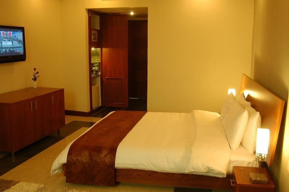 Deluxe Double Room, City View