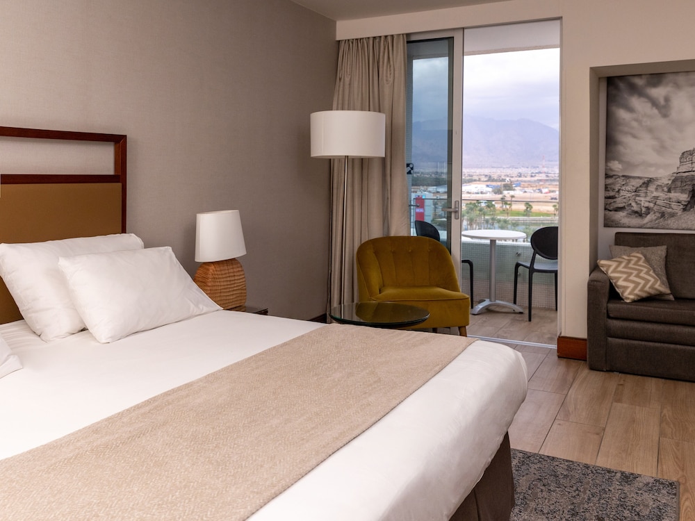Room, Mountain View