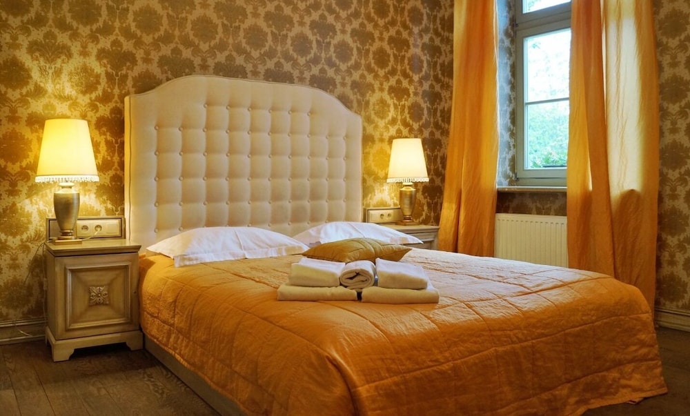 Double or Twin Room photo 2