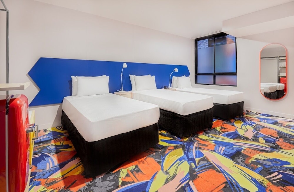 Room (Adge) photo 1