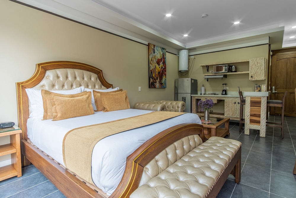 Executive Room photo 2