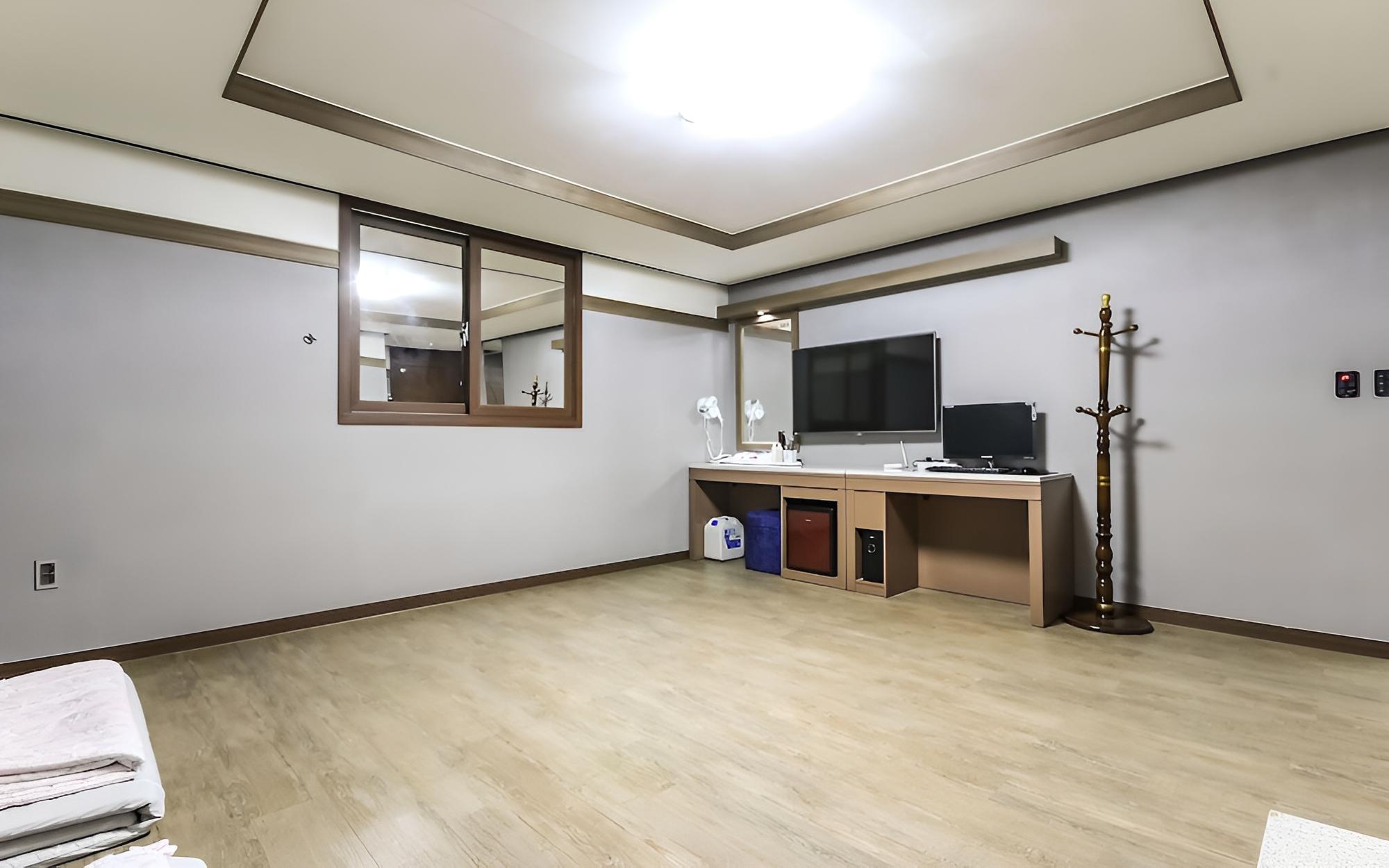 Room (On-dol) photo 3