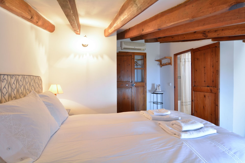 Double Room with Sea or Mountain Views - Photo 4