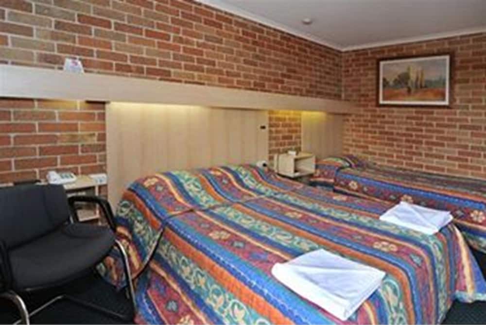 Deluxe Room - Photo 2