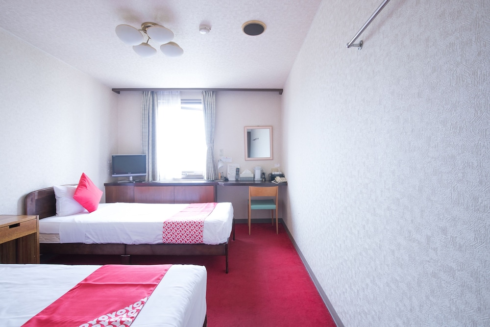 Twin Room, Smoking photo 2