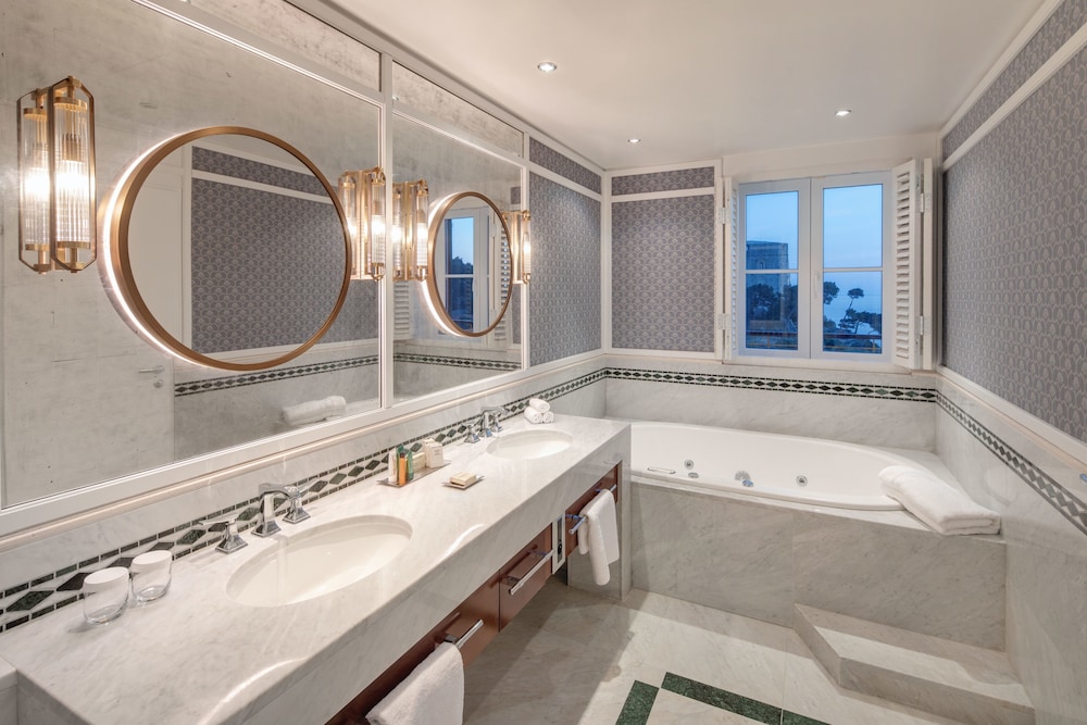 Imperial Suite thumbnail 5