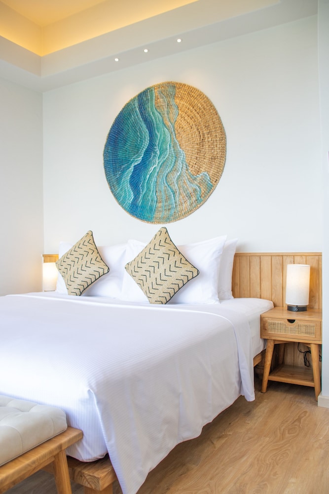 Deluxe Seaview