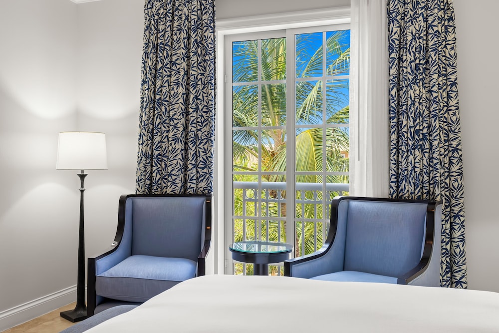 Poolside Suite With Direct Pool Access - Photo 2