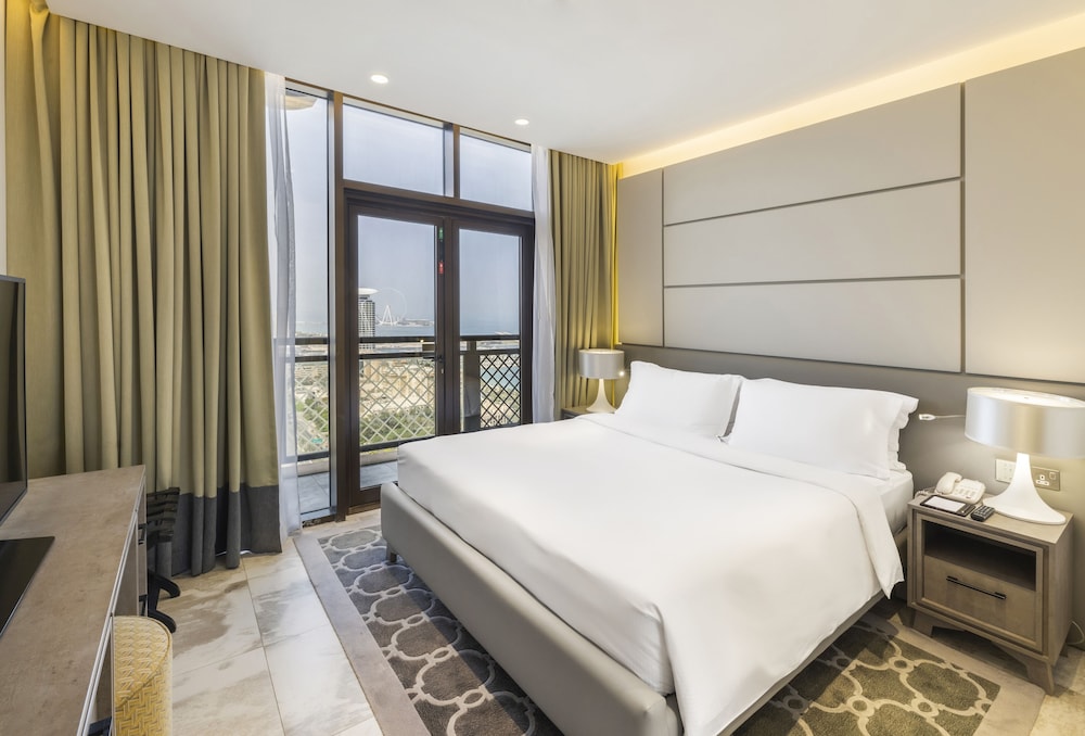 Apartment, 1 Bedroom (High Floor) thumbnail 5