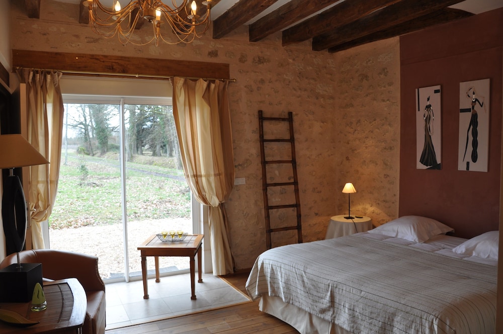 Superior Room (2 to 4 people) photo 1