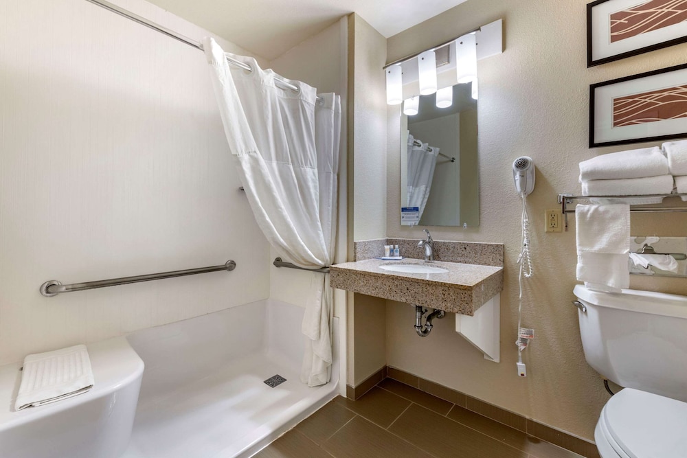 Suite, Multiple Beds, Accessible, Non Smoking - Photo 6