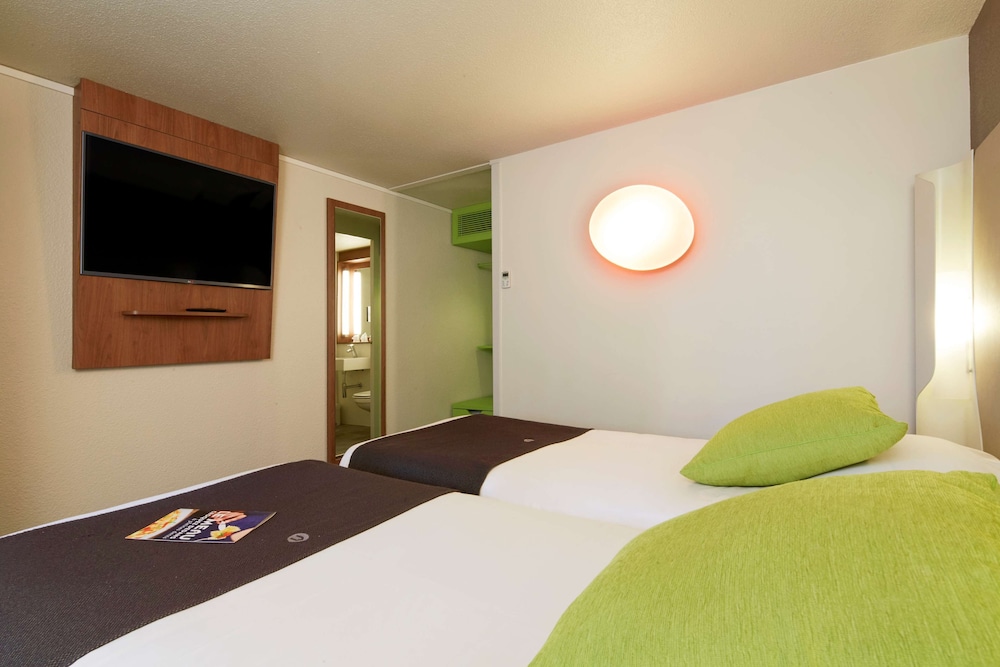 Standard Room, 2 Twin Beds (Junior Bed up to 10 years) - Photo 1