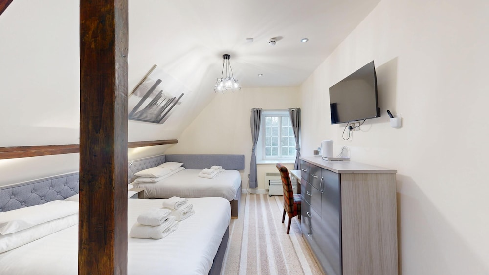 Superior Quadruple Room, Mountain View