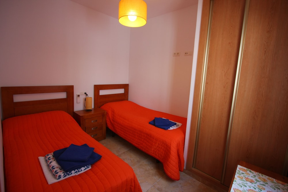 Apartment B photo 2
