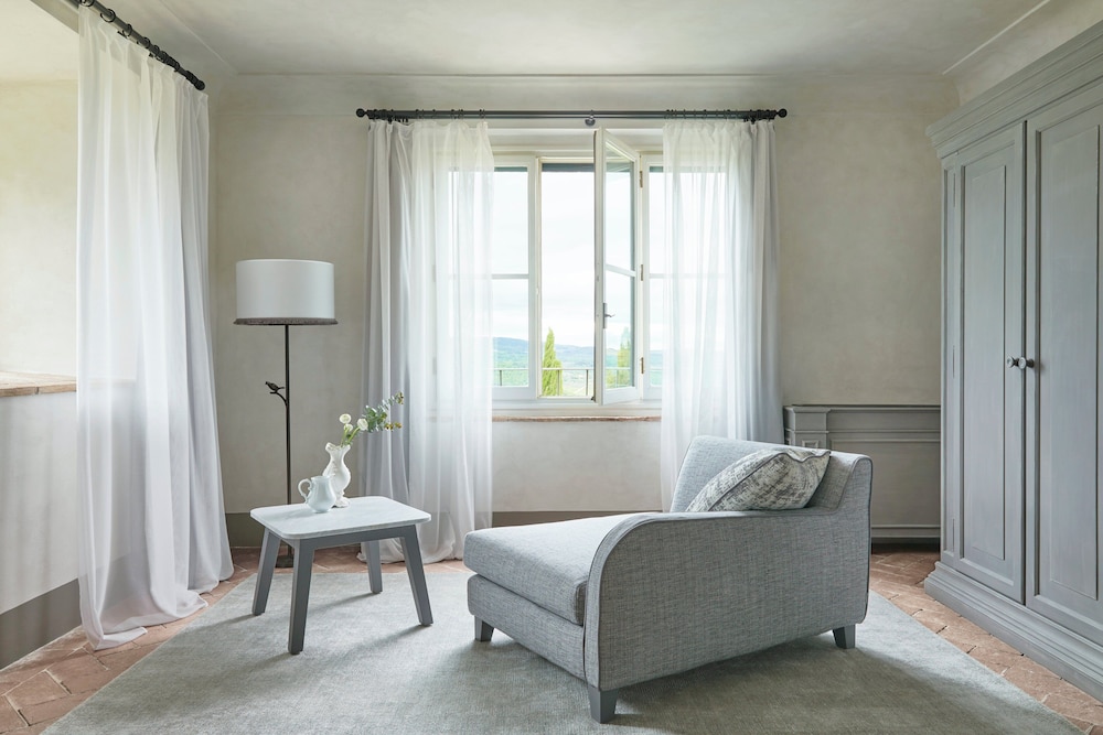 Suite, Multiple Beds (Como) photo 1