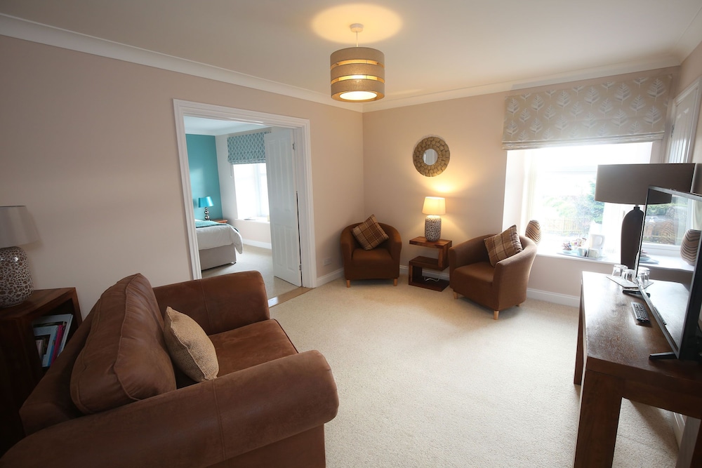 Superior Suite, Garden View photo 3